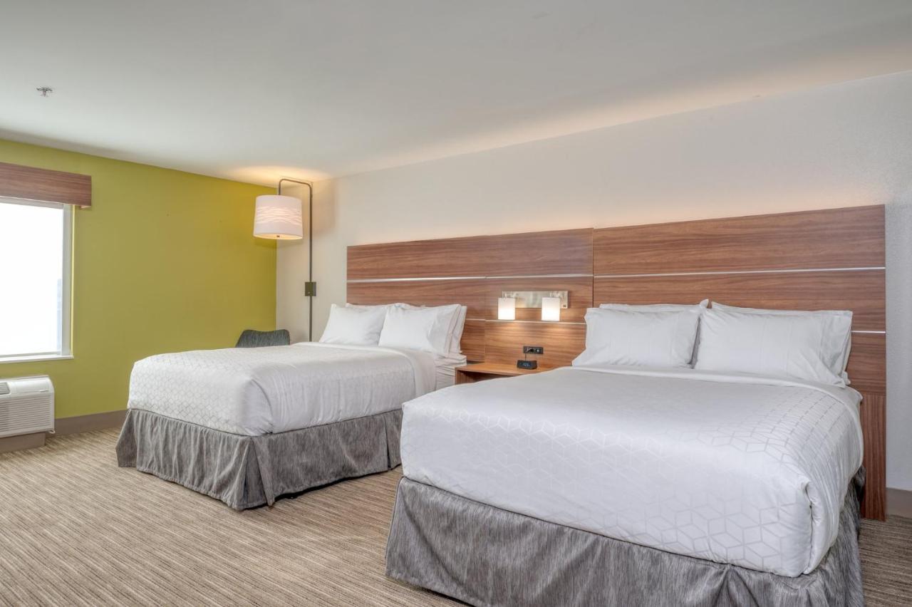 Holiday Inn Express Hotel & Suites Thornburg-S. Fredericksburg By Ihg Exterior foto